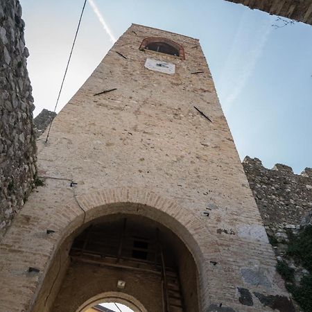 Gardappartamenti Castle Bell Moniga del Garda Buitenkant foto